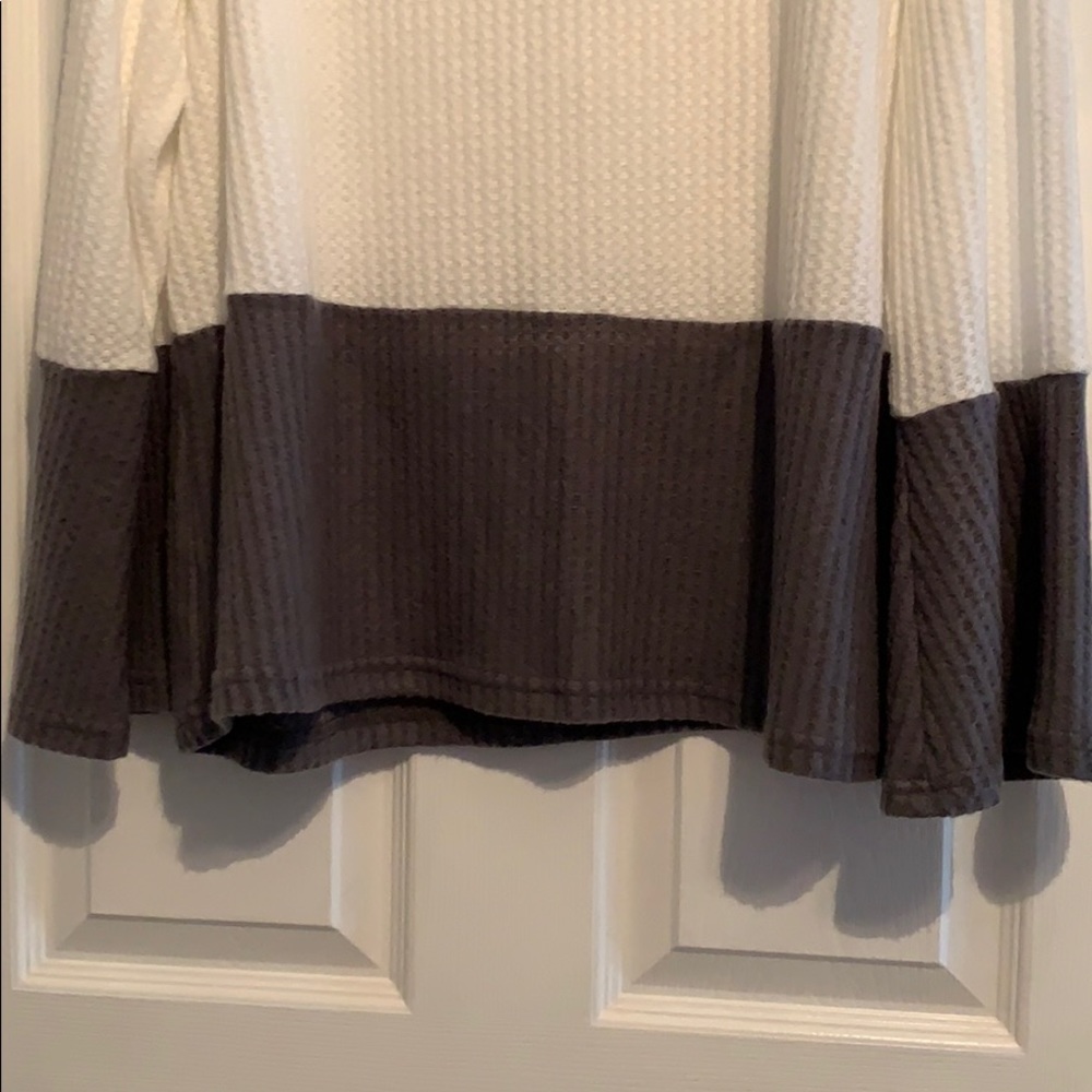 Colorblock sweater - Picture 2 of 2